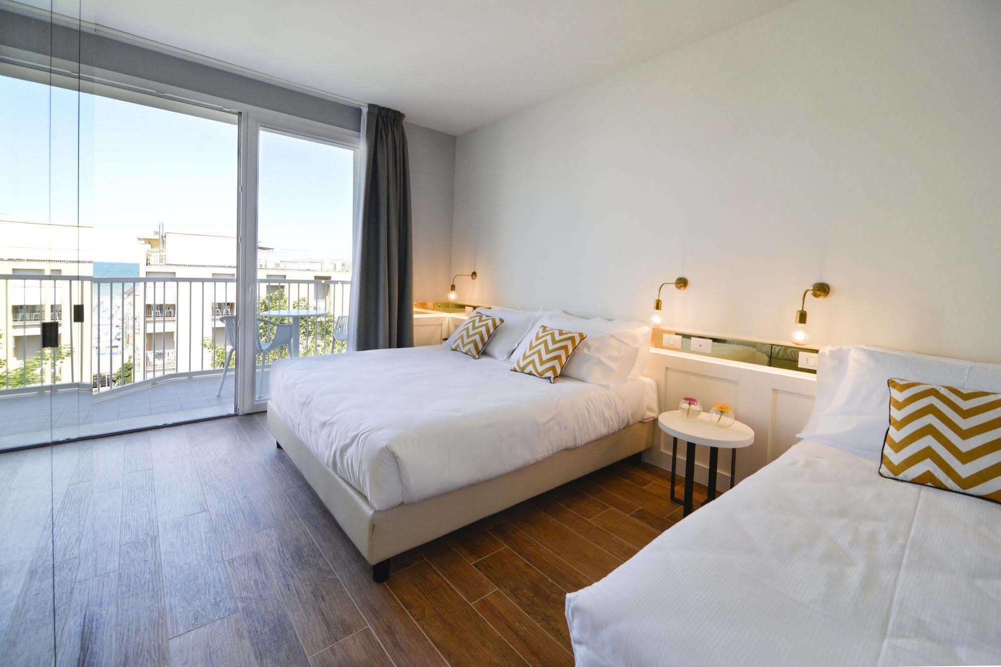 Residence Ten Suite Rimini Exteriér fotografie
